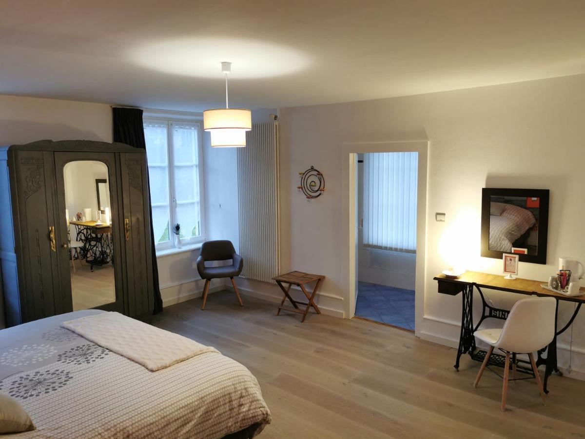 D'hotes La Tuilerie Bed & Breakfast