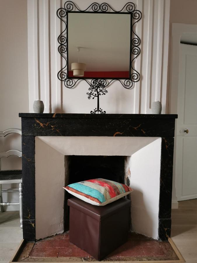 D'hotes La Tuilerie Bed & Breakfast *